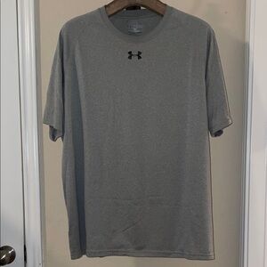 Under Armour Men's Charcoal Tee
